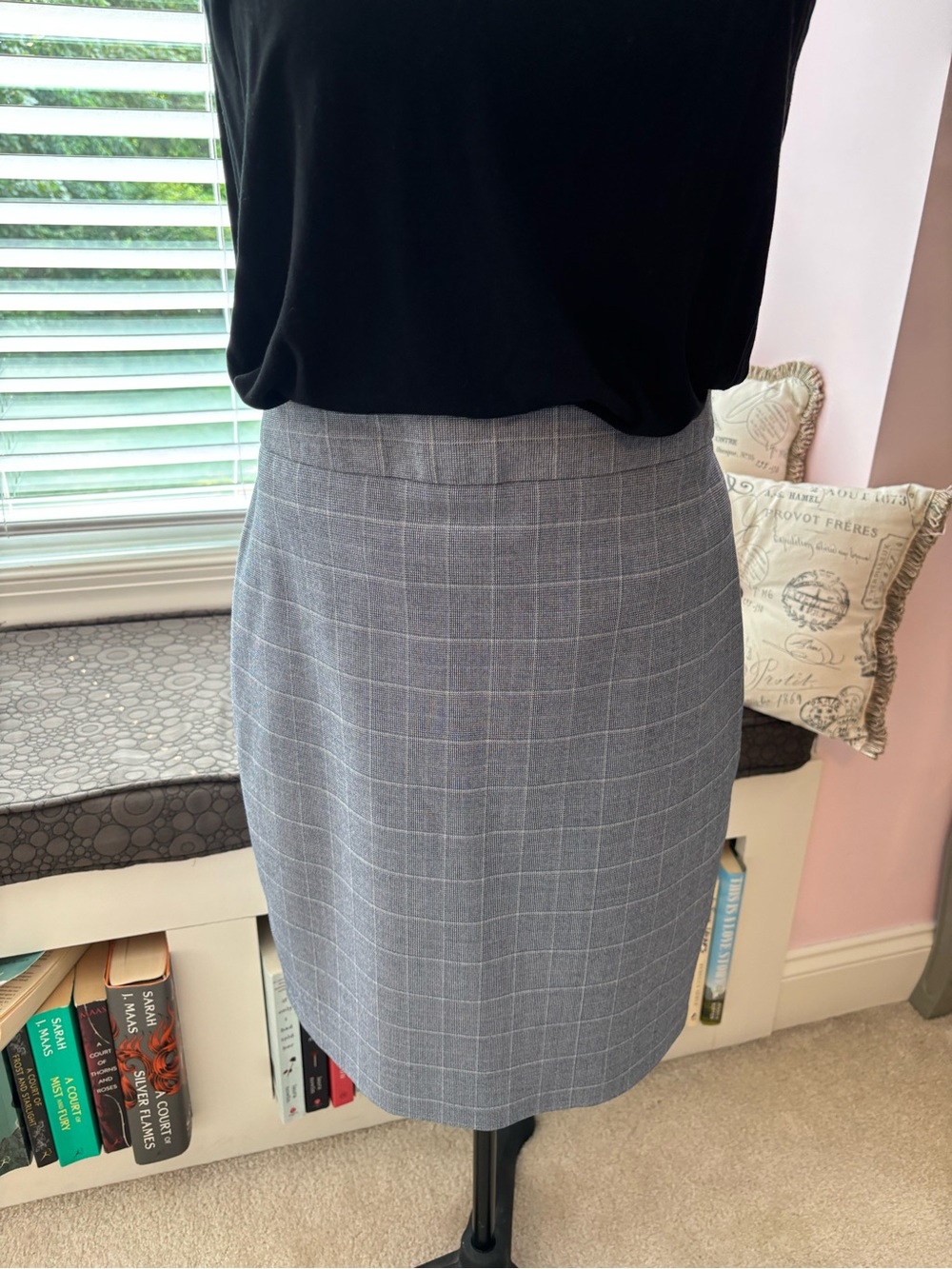 Banana Republic Gray Windowpane Pencil Skirt